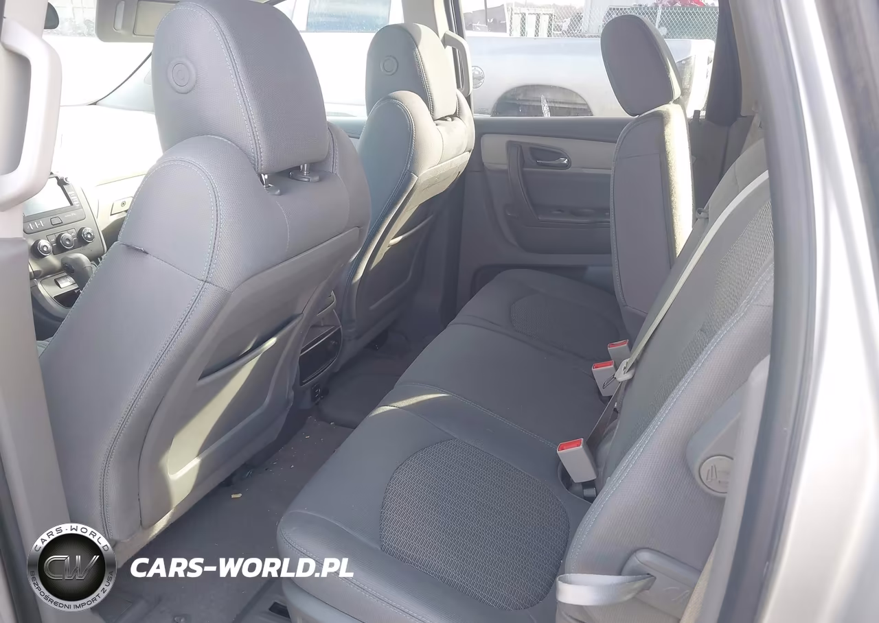 2017 Chevrolet Traverse Ls VIN:1GNKRFKD9HJ266096 - 8