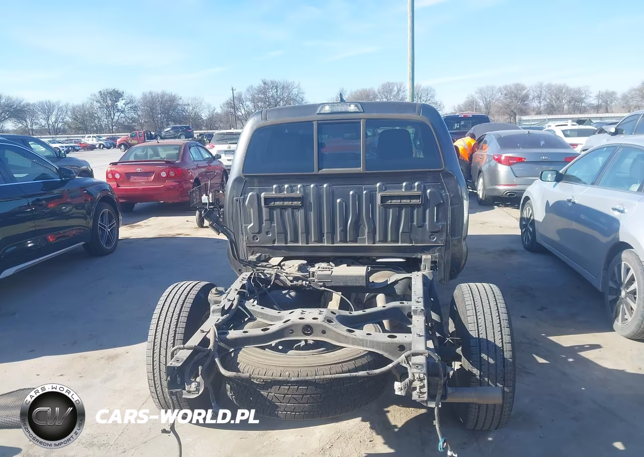 2017 Toyota Tacoma Sr5 V6 VIN:3TMDZ5BN7HM029808 - 17