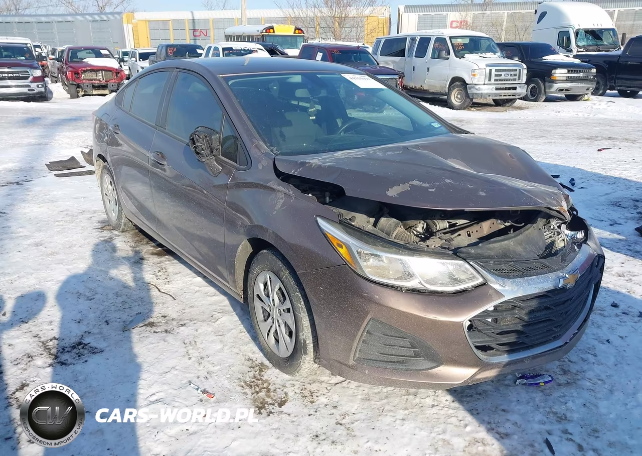 2019 Chevrolet Cruze Ls – zdjęcie 1 z 16