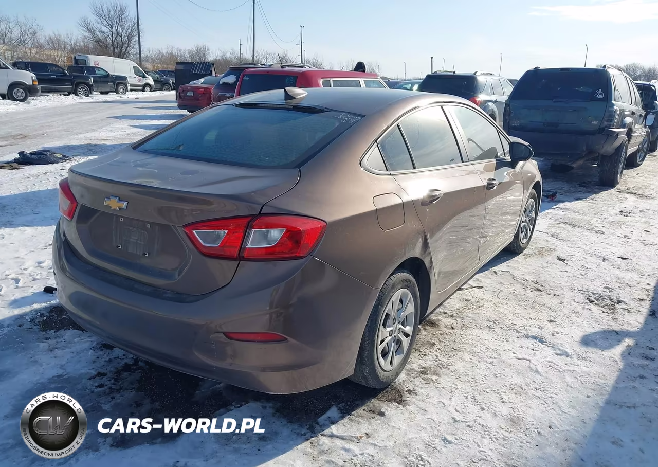 2019 Chevrolet Cruze Ls VIN:1G1BC5SM5K7122790 - 4
