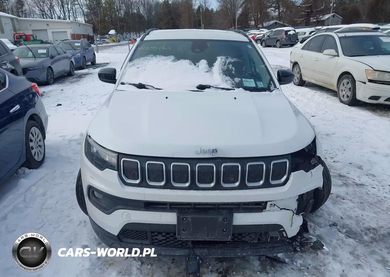 2022 Jeep Compass Latitude 4X4 VIN:3C4NJDBB7NT124981 - 13