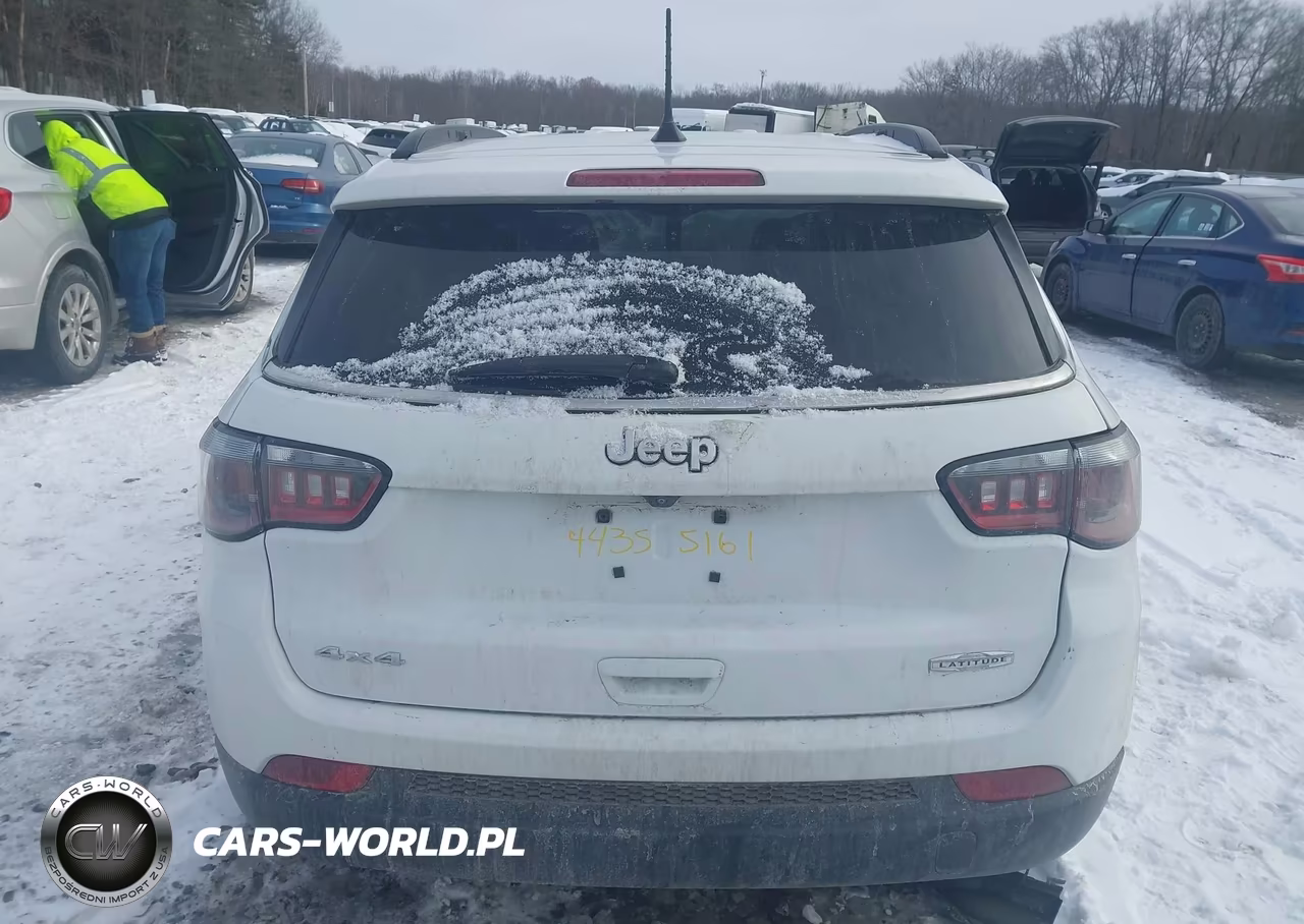 2022 Jeep Compass Latitude 4X4 VIN:3C4NJDBB7NT124981 - 17