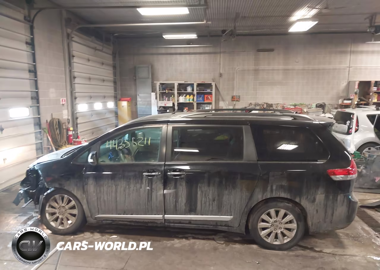 2013 Toyota Sienna Limited 7 Passenger VIN:5TDDK3DC7DS059034 - 14