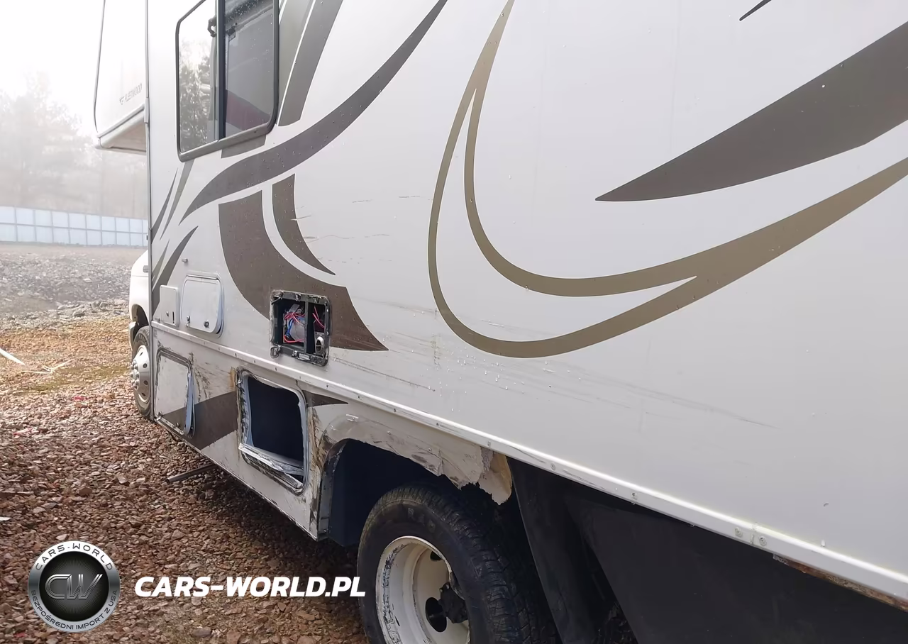 2014 Ford E-350 Cutaway VIN:1FDWE3FL8EDA23021 - 20