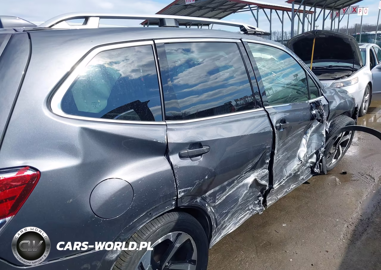 2023 Subaru Forester Touring VIN:JF2SKARC9PH470787 - 13