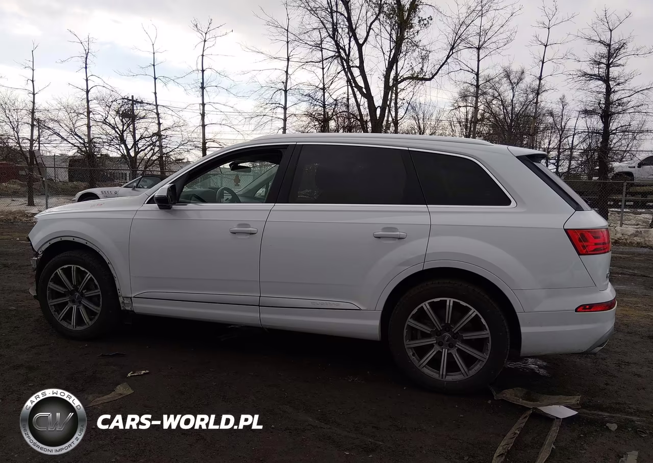 2018 Audi Q7 2.0T Premium VIN:WA1LHAF7XJD031194 - 14