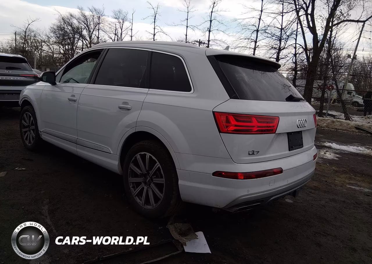 2018 Audi Q7 2.0T Premium VIN:WA1LHAF7XJD031194 - 3