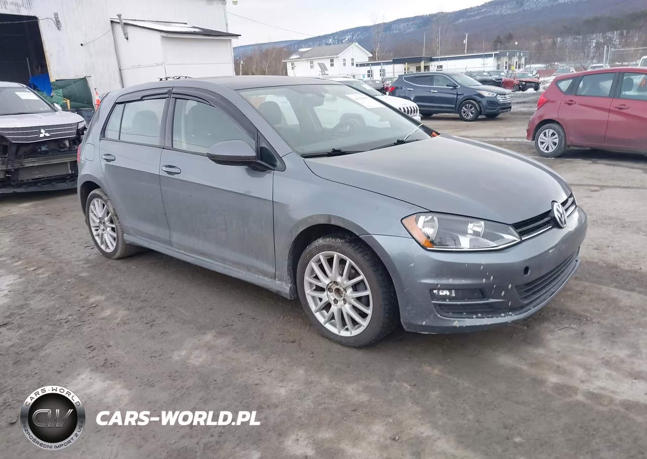 2015 Volkswagen Golf Tsi Se 4-Door