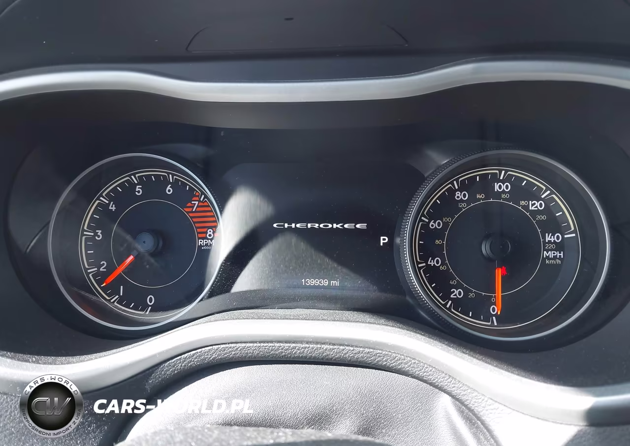 2016 Jeep Cherokee Trailhawk VIN:1C4PJMBS6GW130955 - 7