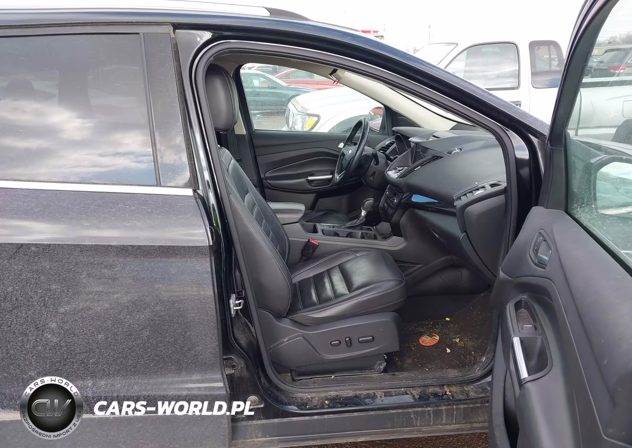 2017 Ford Escape Titanium VIN:1FMCU9JD3HUC47164 - 5