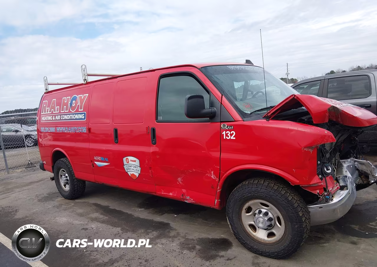 2018 Chevrolet Express 3500 Work Van VIN:1GCZGHFG2J1199828 - 14