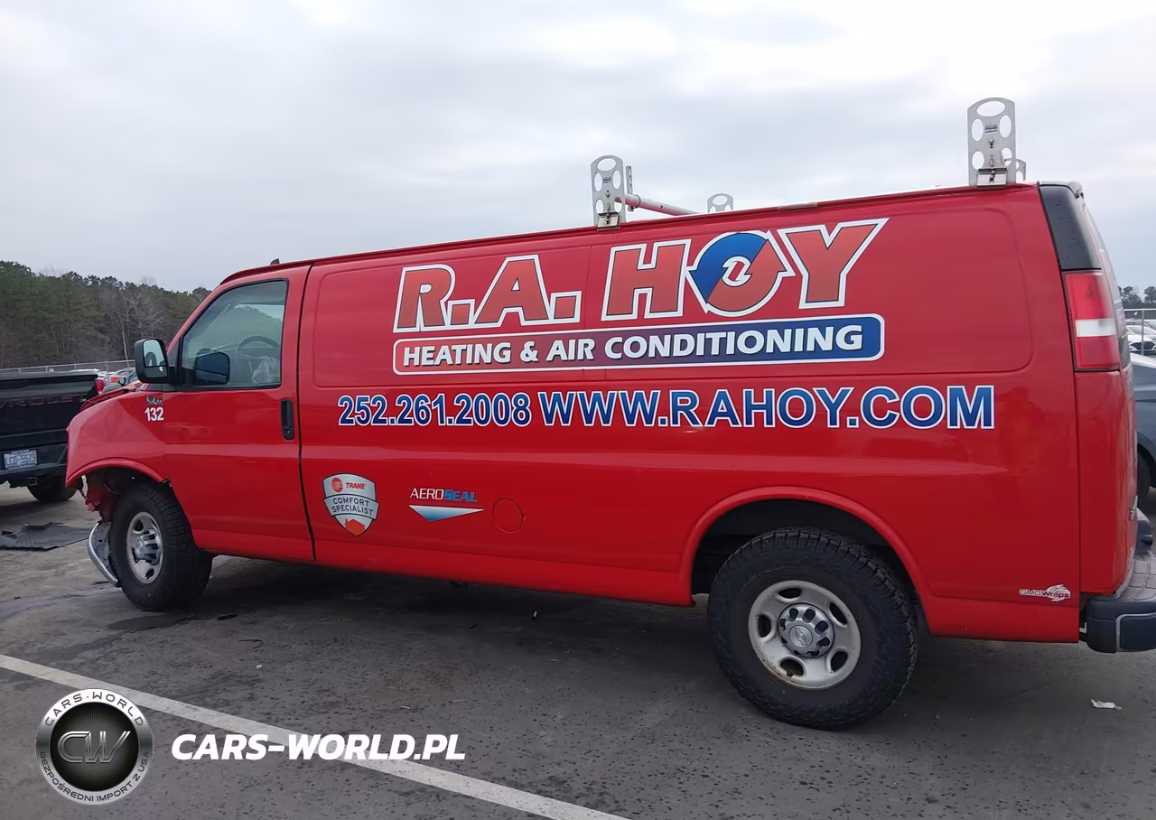2018 Chevrolet Express 3500 Work Van VIN:1GCZGHFG2J1199828 - 15