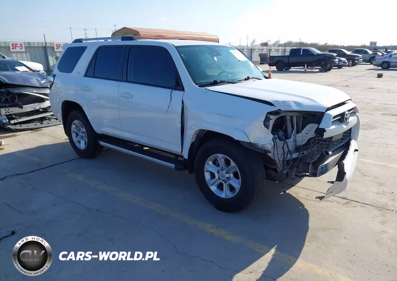 2020 Toyota 4Runner Sr5