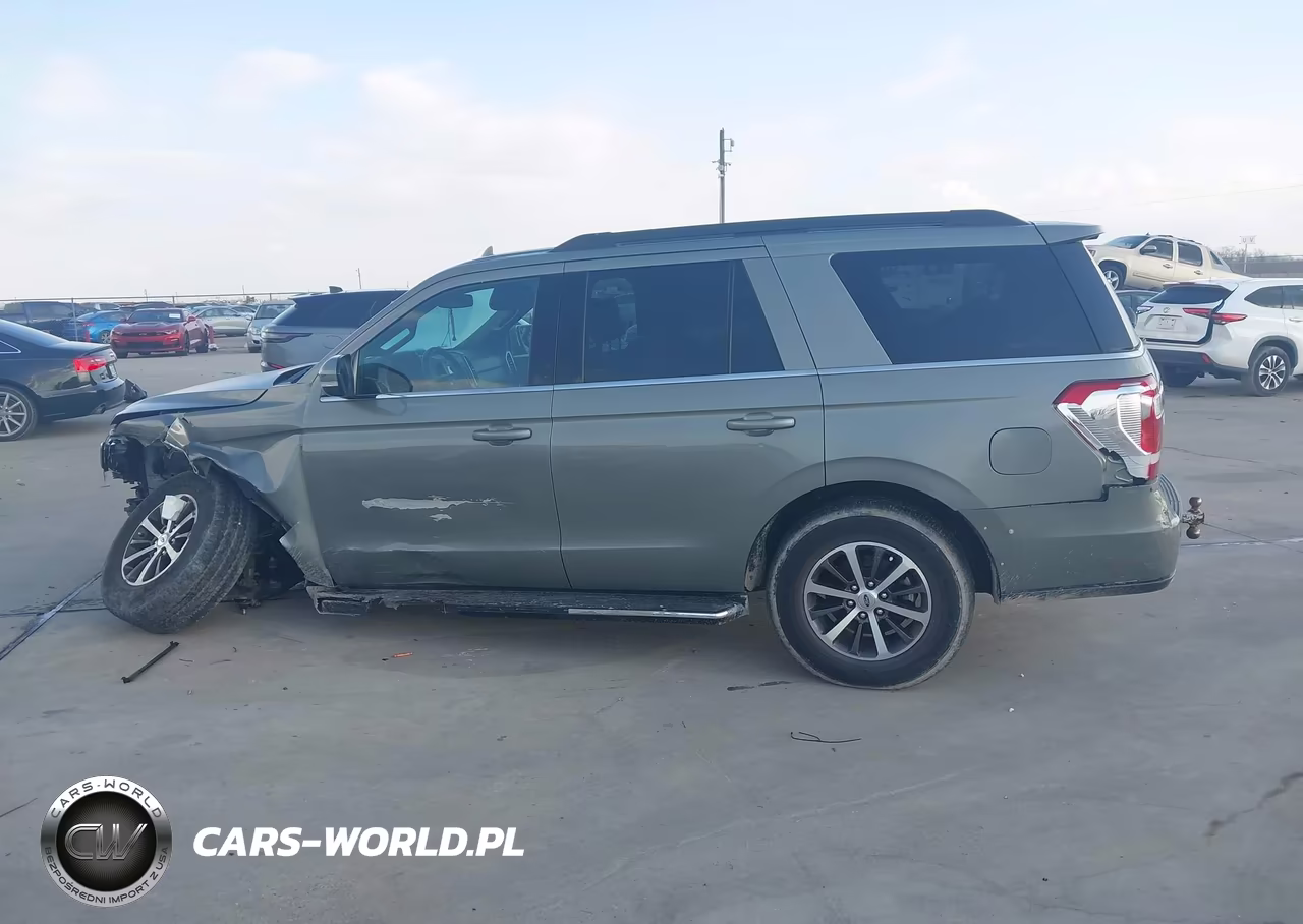 2019 Ford Expedition Xlt VIN:1FMJU1HT5KEA61892 - 13