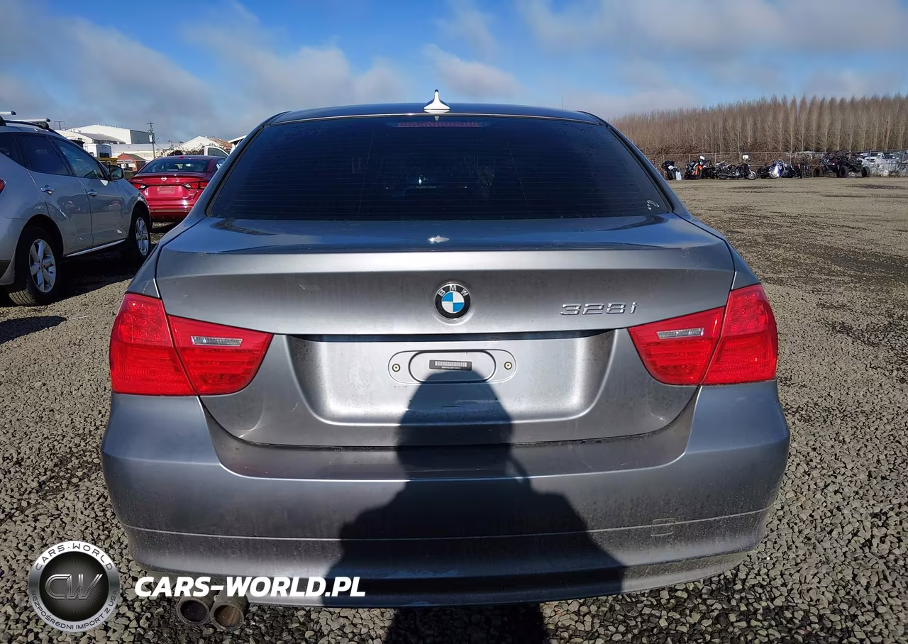 2011 BMW 328I xDrive VIN:WBAPK5C59BF126013 - 17