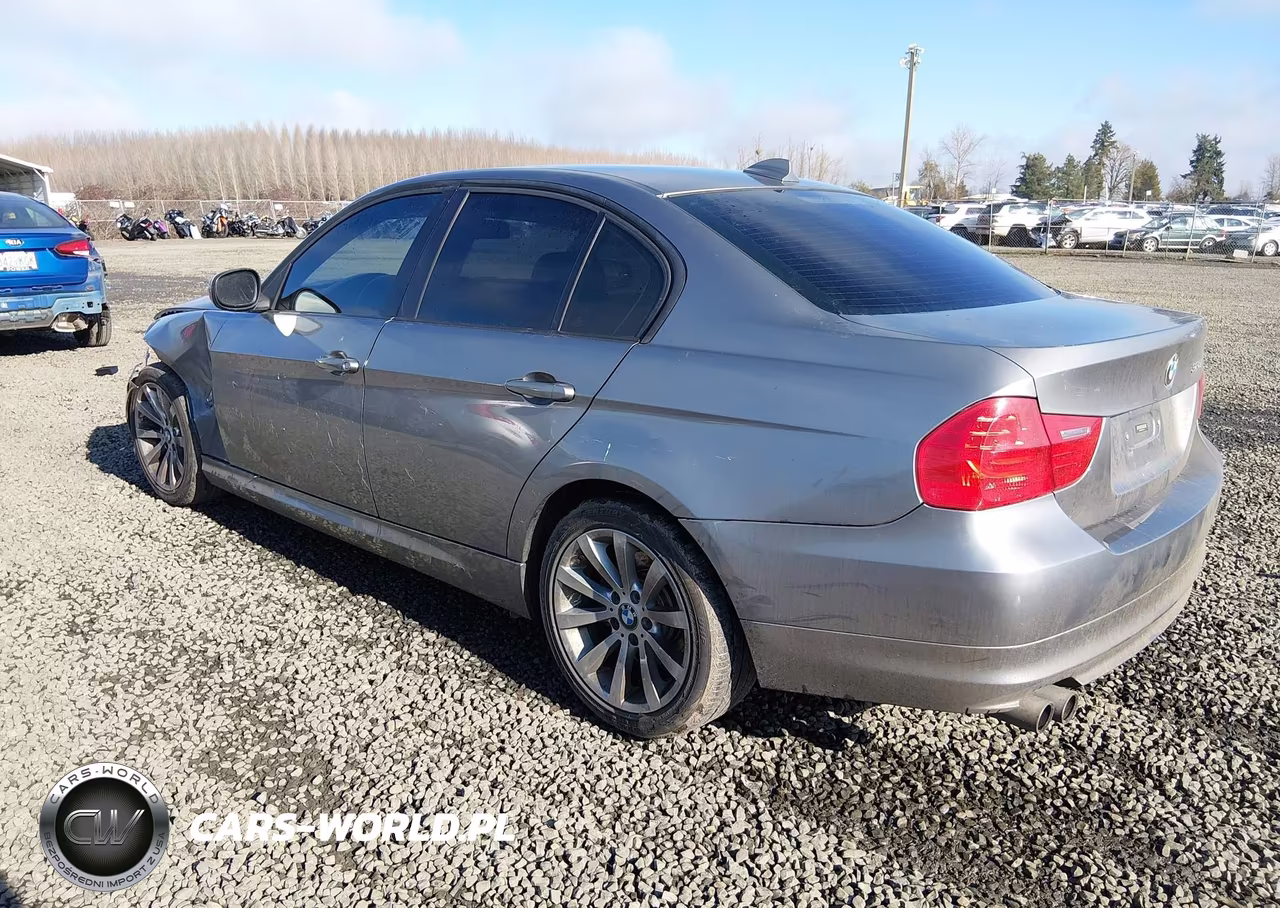 2011 BMW 328I xDrive VIN:WBAPK5C59BF126013 - 3