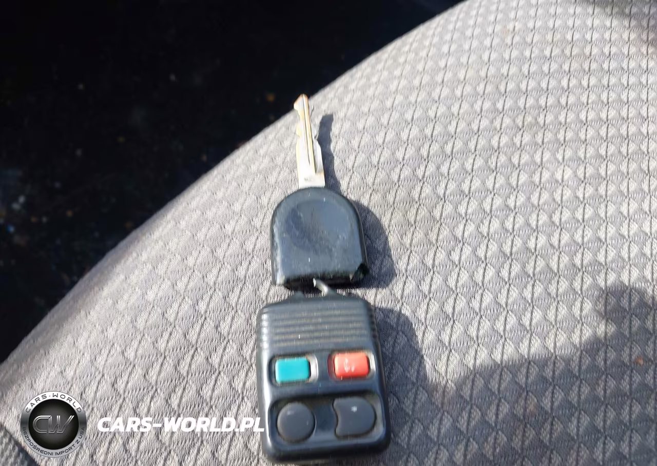 2006 Ford Focus Zx3 VIN:1FAFP31N96W142490 - 11