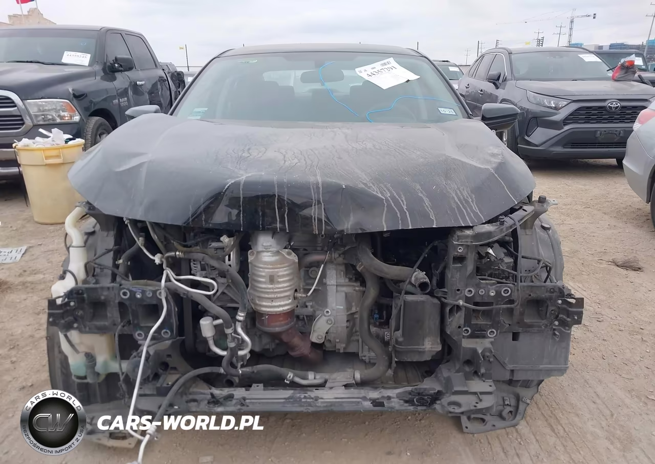 2018 Honda Civic Lx VIN:19XFC2F55JE024156 - 13