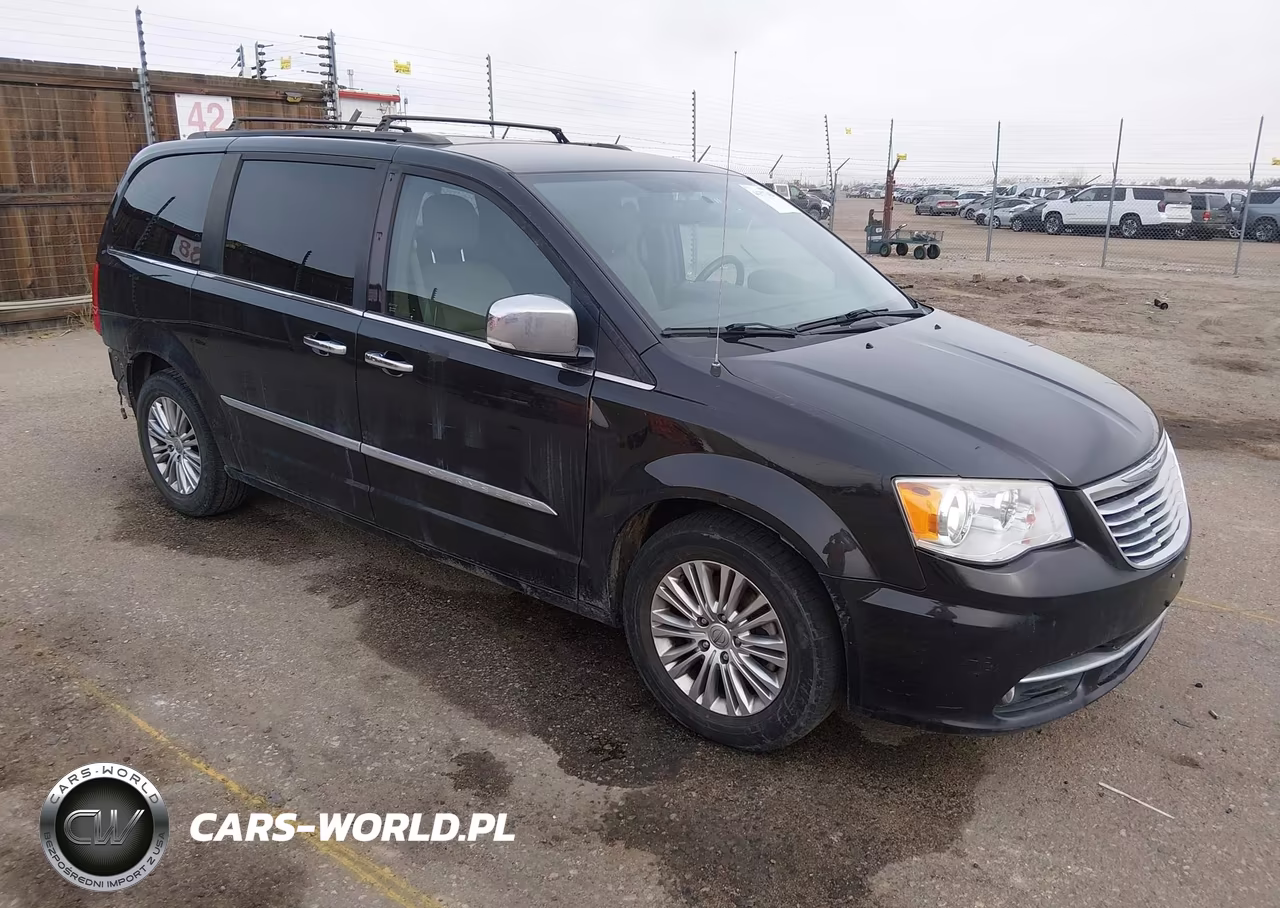 2015 Chrysler Town & Country Touring-L