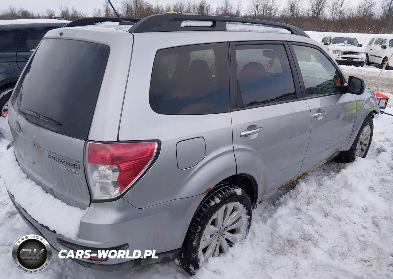 2012 Subaru Forester 2.5X Limited VIN:JF2SHAEC0CH453262 - 4