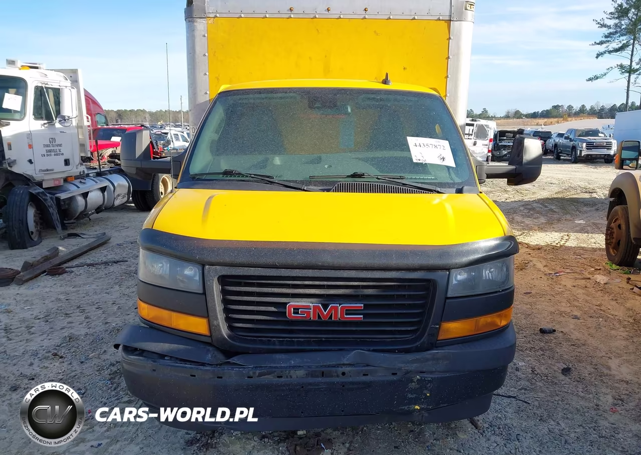 2020 GMC Savana Cutaway Work Van VIN:7GZ37TCG5LN007779 - 11