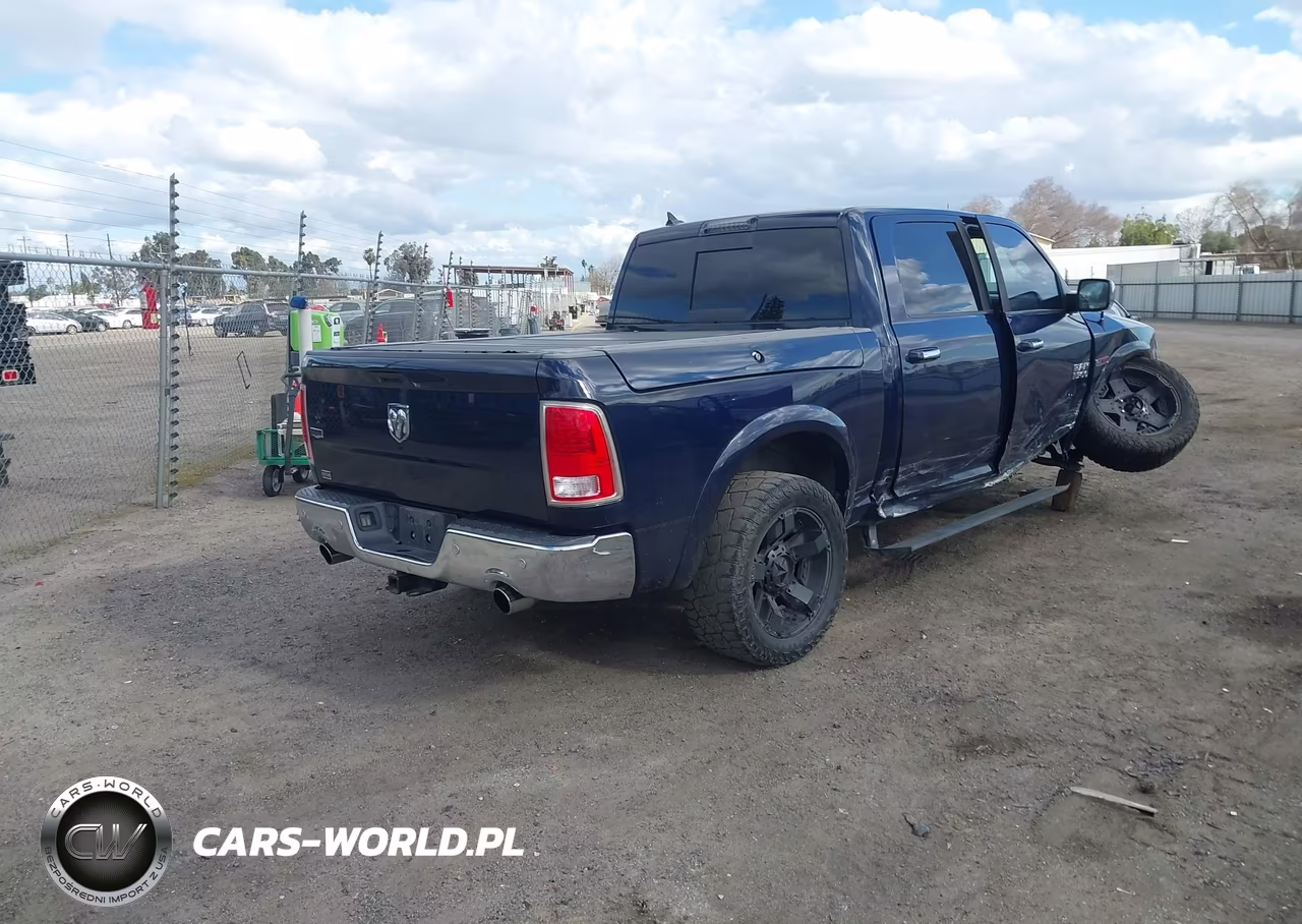 2015 Ram 1500 Laramie VIN:1C6RR7NMXFS534208 - 4