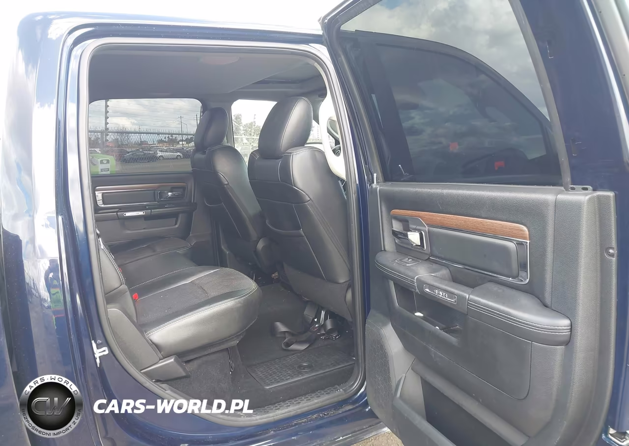 2015 Ram 1500 Laramie VIN:1C6RR7NMXFS534208 - 8