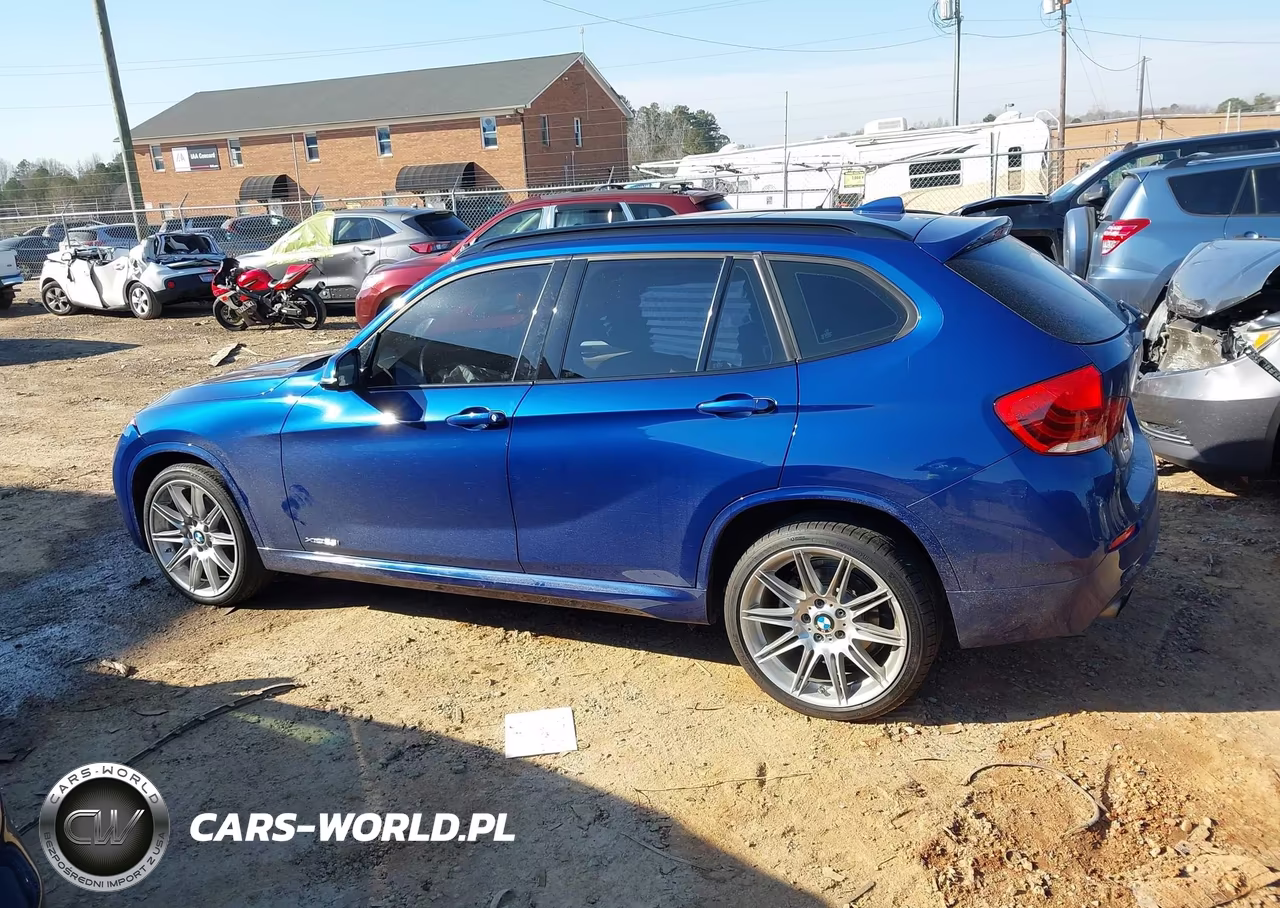 2014 BMW X1 xDrive28I VIN:WBAVL1C58EVY11790 - 14