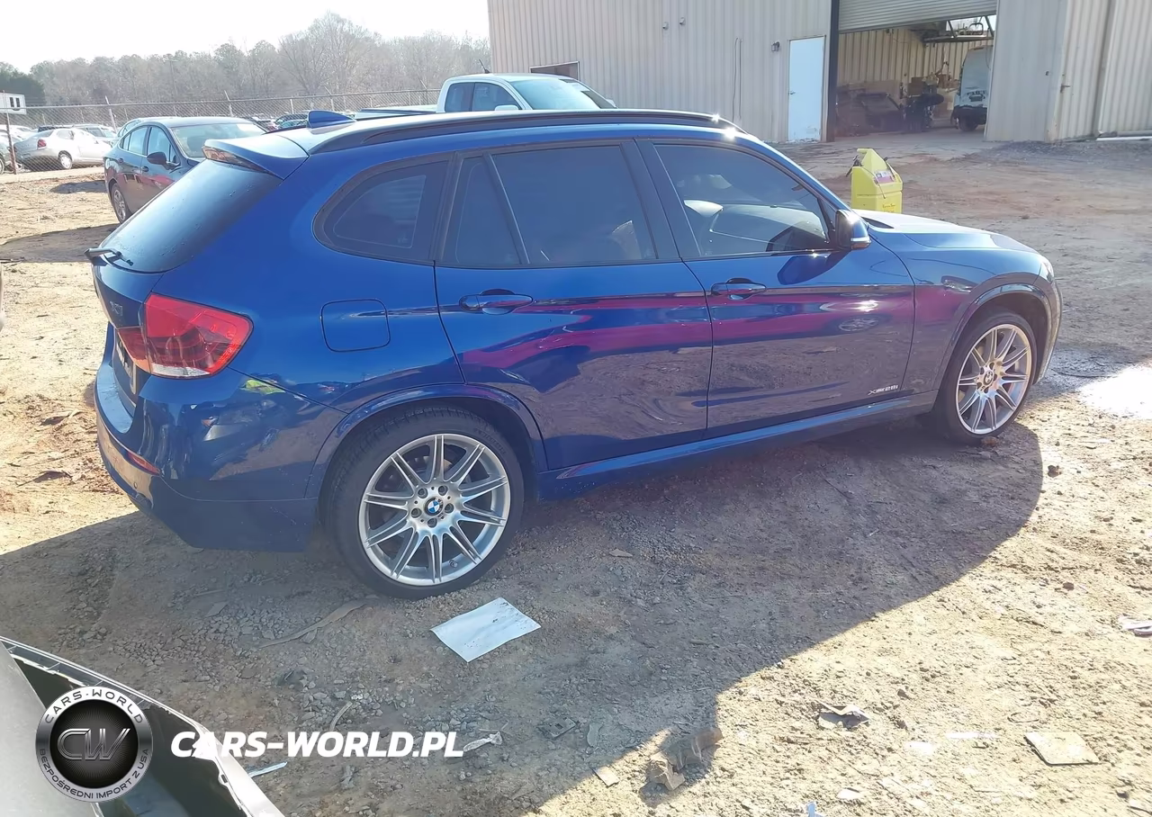 2014 BMW X1 xDrive28I VIN:WBAVL1C58EVY11790 - 4