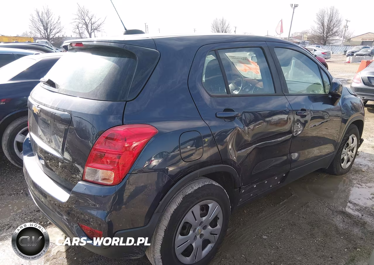 2018 Chevrolet Trax Ls VIN:3GNCJKSBXJL375362 - 4