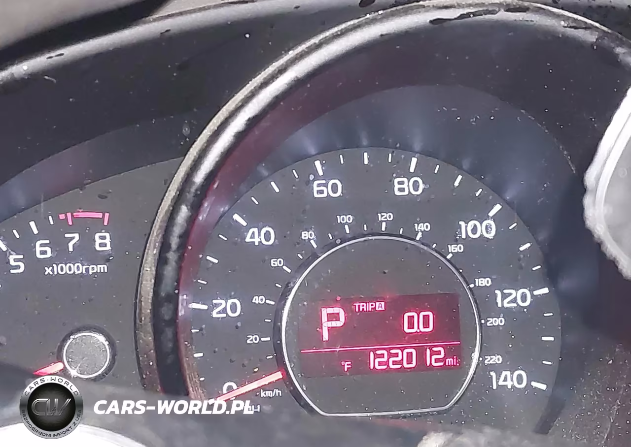 2014 Kia Soul + VIN:KNDJP3A52E7081061 - 16