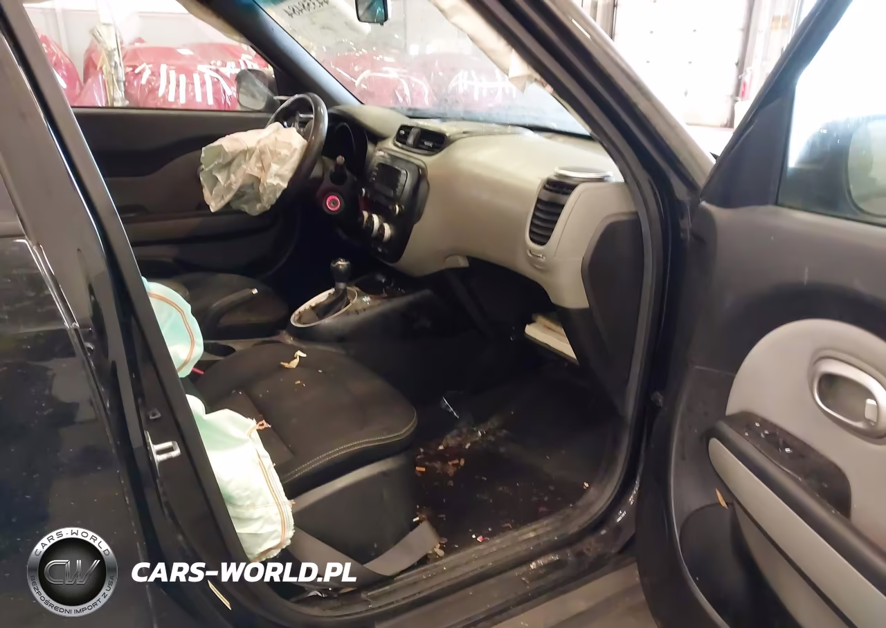 2014 Kia Soul + VIN:KNDJP3A52E7081061 - 5