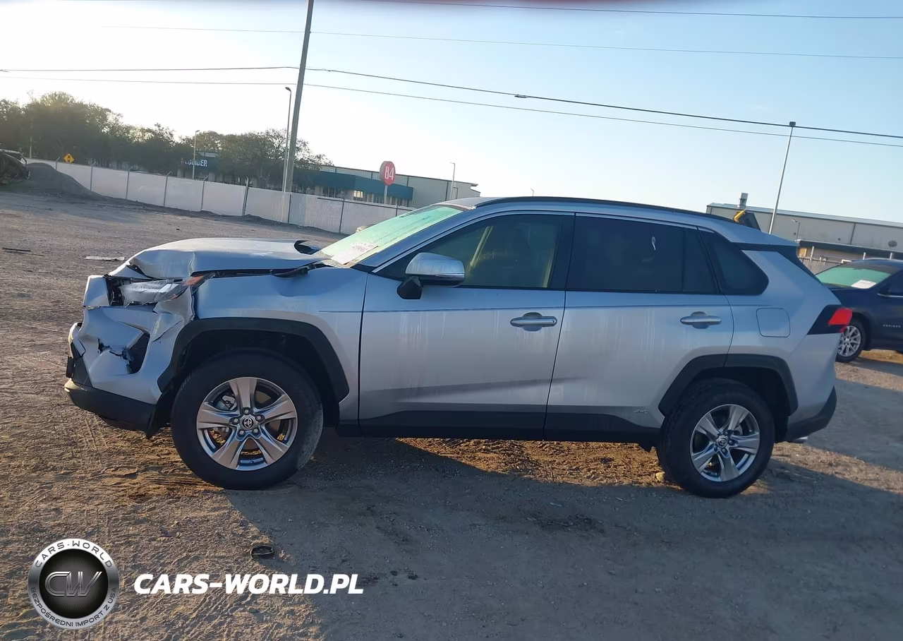 2025 Toyota Rav4 Hybrid Le VIN:JTMMWRFV2SD325753 - 14