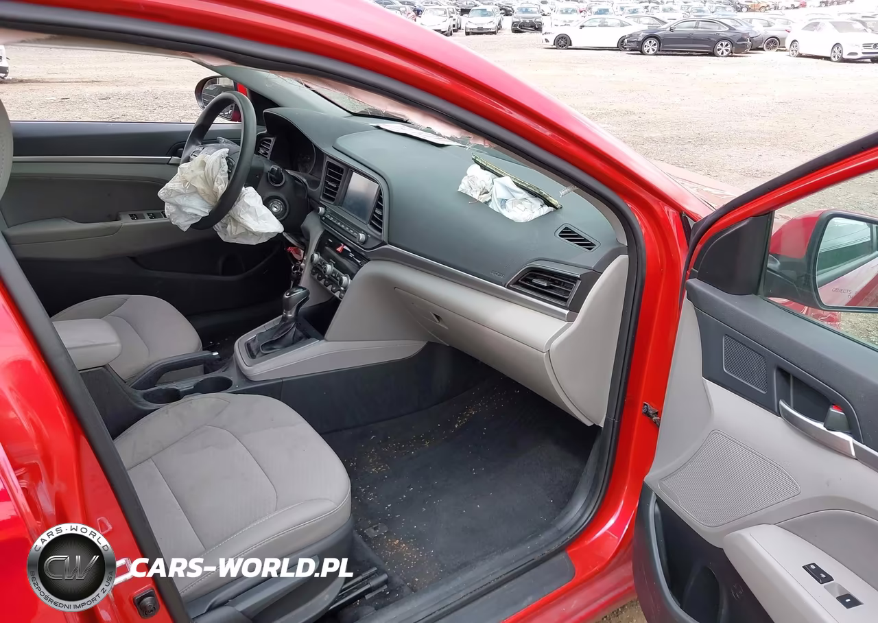 2020 Hyundai Elantra Sel VIN:5NPD84LF6LH568777 - 5