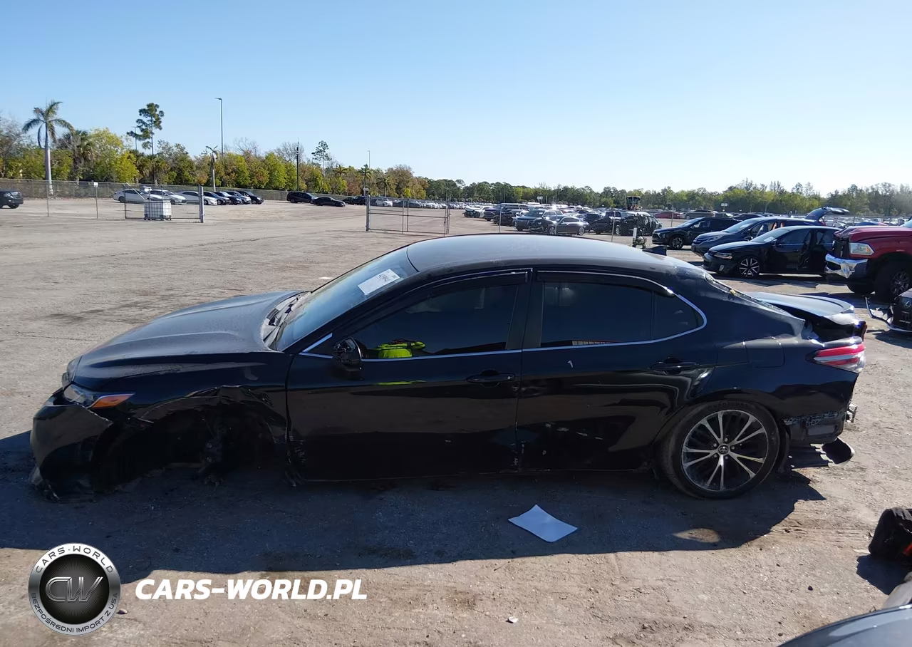 2019 Toyota Camry Se VIN:4T1B11HK7KU293677 - 14
