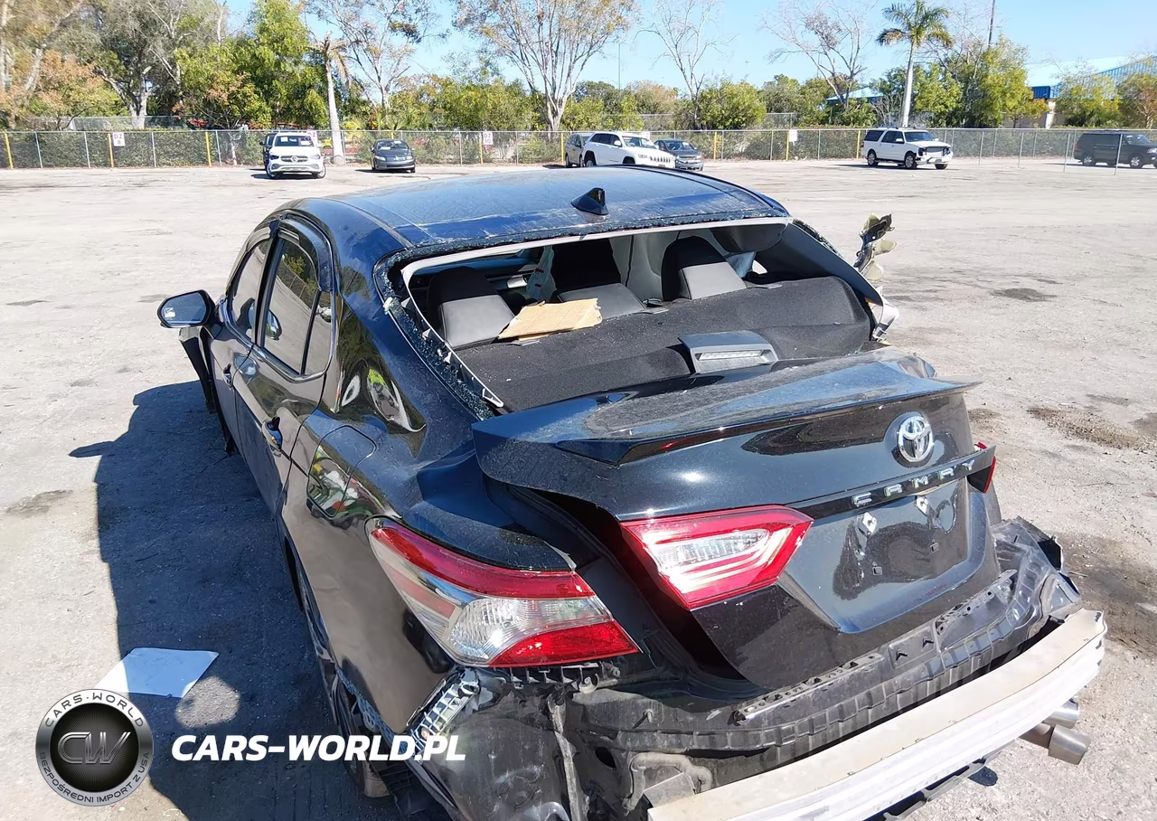 2019 Toyota Camry Se VIN:4T1B11HK7KU293677 - 18