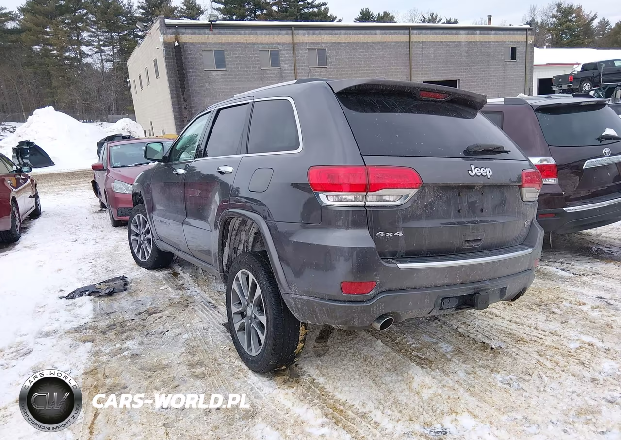 2017 Jeep Grand Cherokee Overland 4X4 VIN:1C4RJFCG0HC954466 - 3