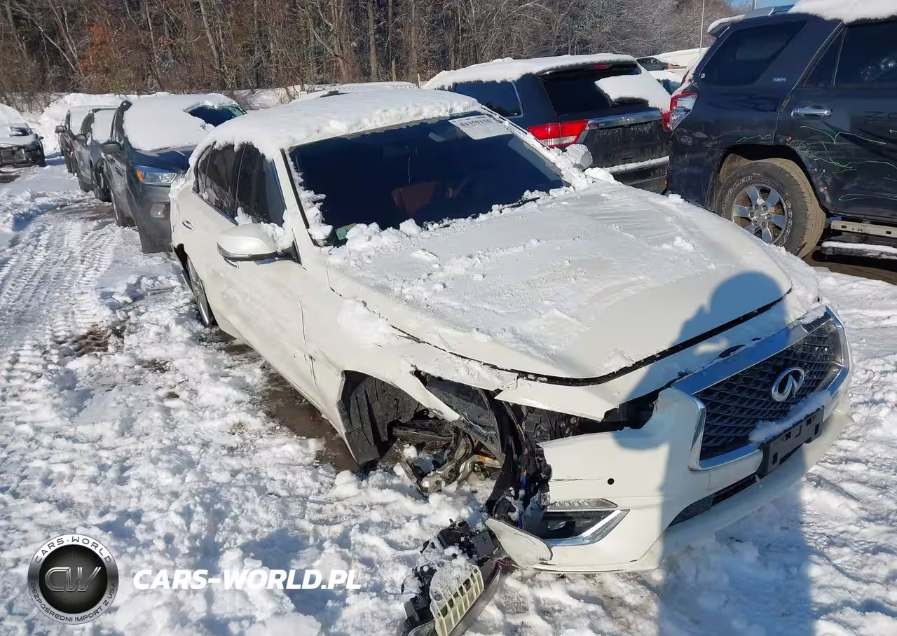 2023 Infiniti Q50 Luxe Awd