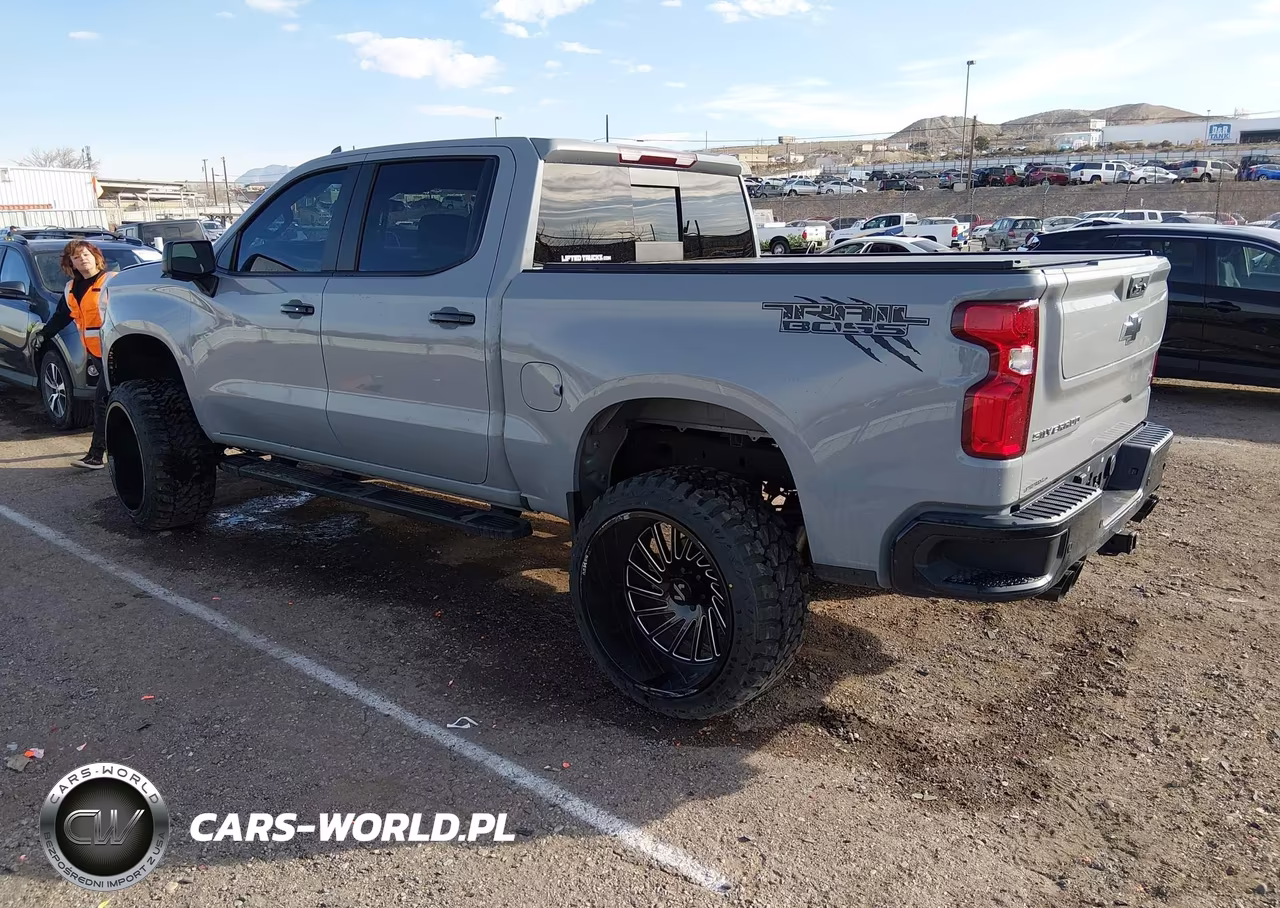 2024 Chevrolet Silverado 1500 4Wd Short Bed Lt Trail Boss VIN:3GCUDFEL5RG145670 - 3
