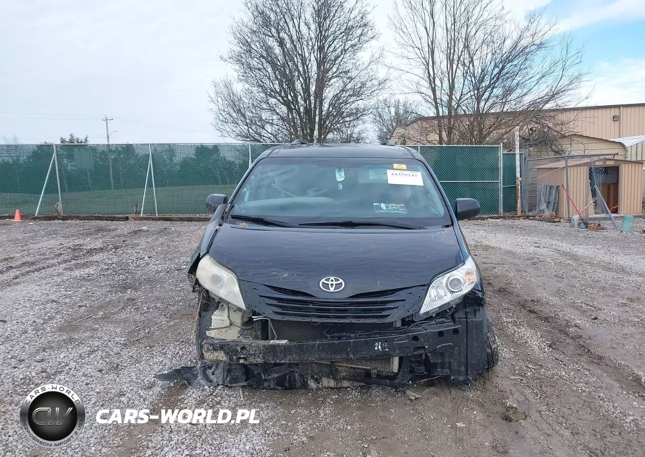 2016 Toyota Sienna Le 8 Passenger VIN:5TDKK3DCXGS711818 - 12