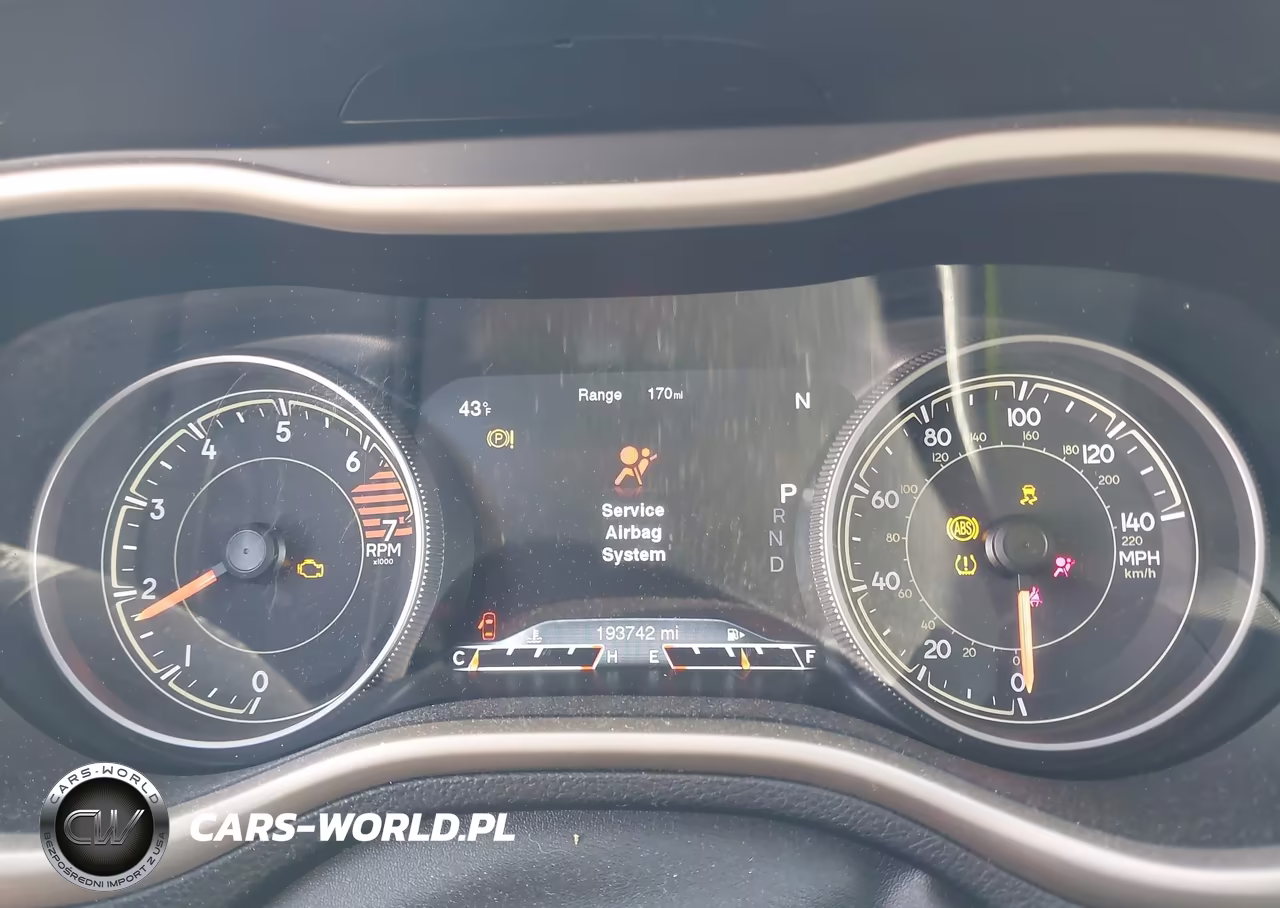 2016 Jeep Cherokee Limited VIN:1C4PJMDB0GW326046 - 7