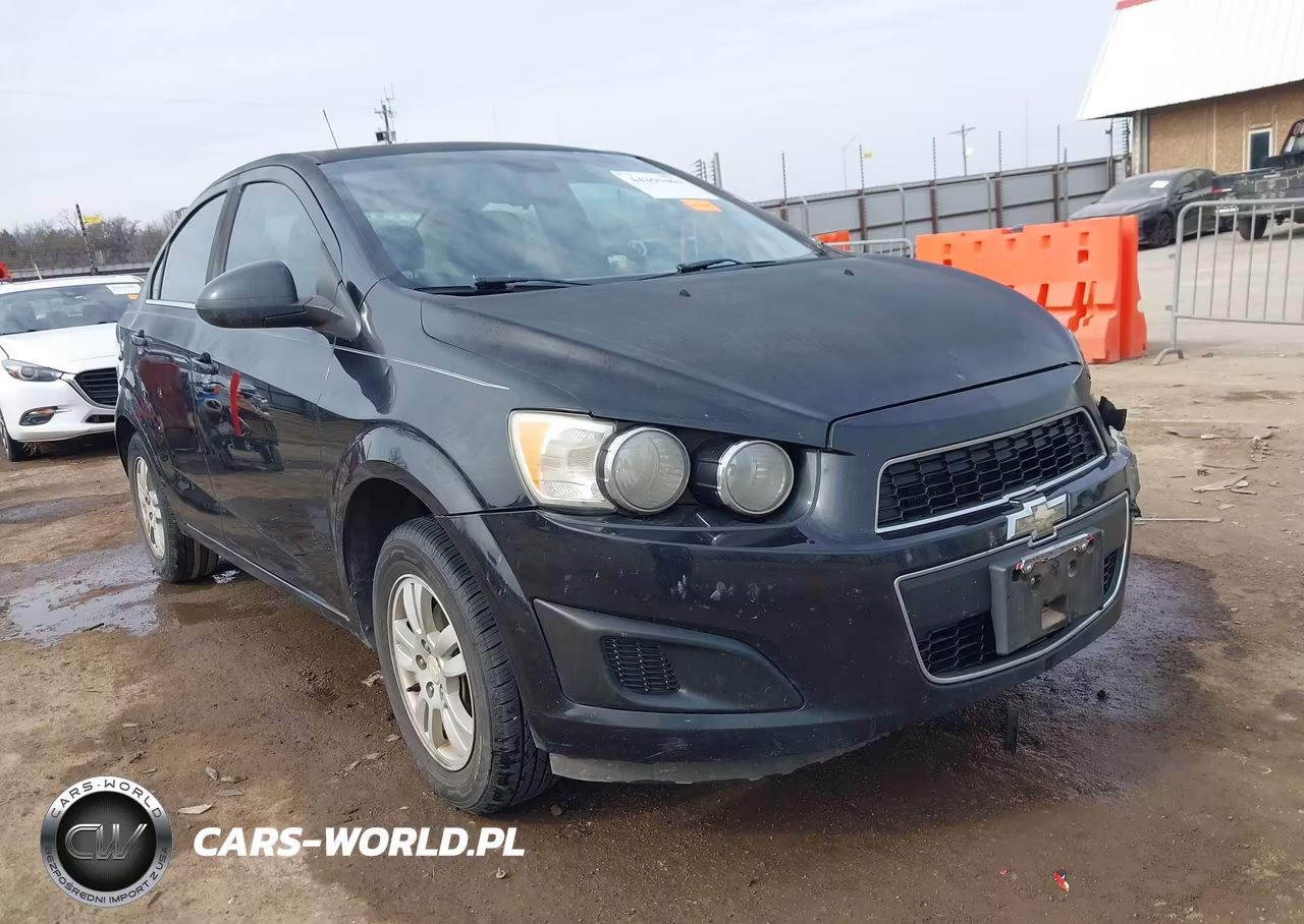 2015 Chevrolet Sonic Lt Auto – zdjęcie 1 z 16