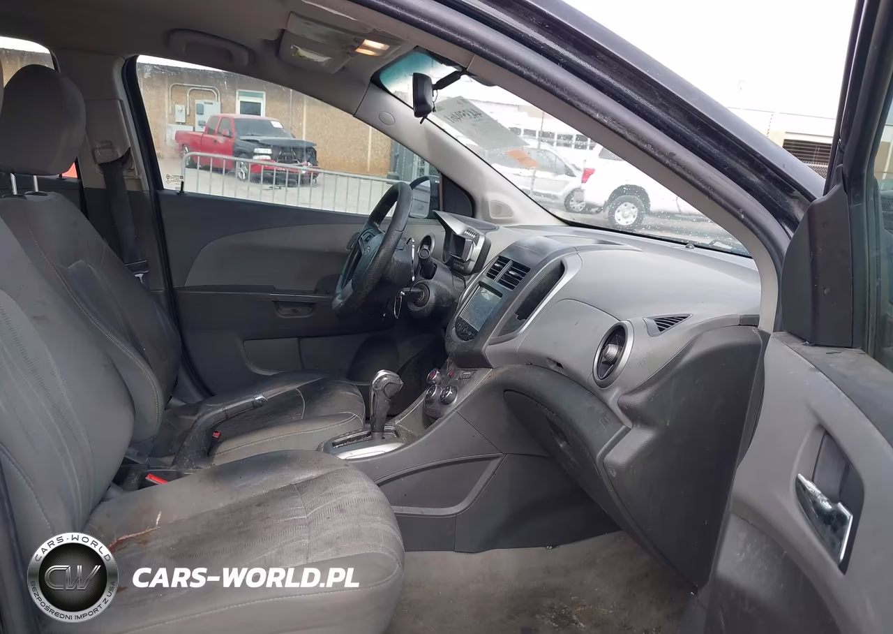 2015 Chevrolet Sonic Lt Auto VIN:1G1JC5SH8F4152758 - 5