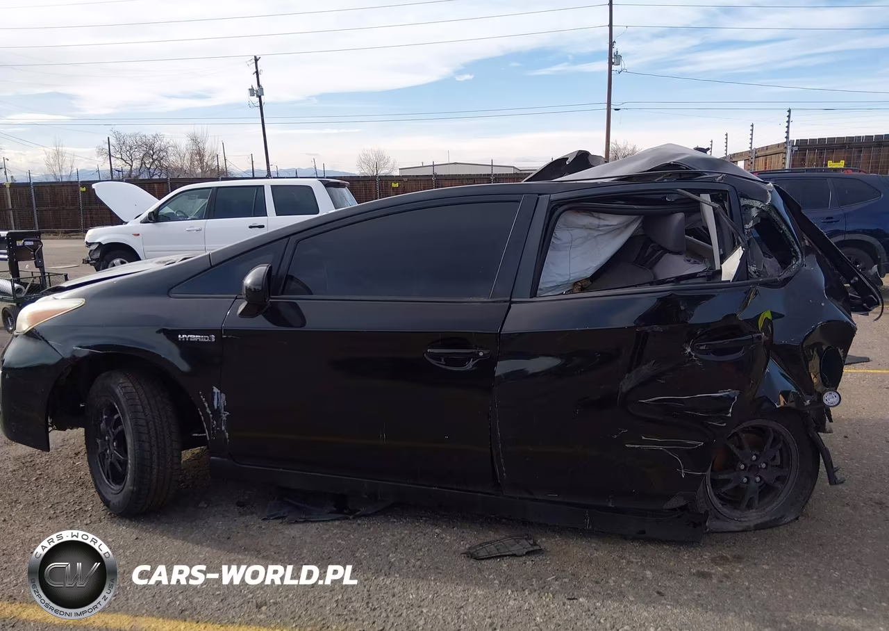 2014 Toyota Prius Two VIN:JTDKN3DU9E1738549 - 13