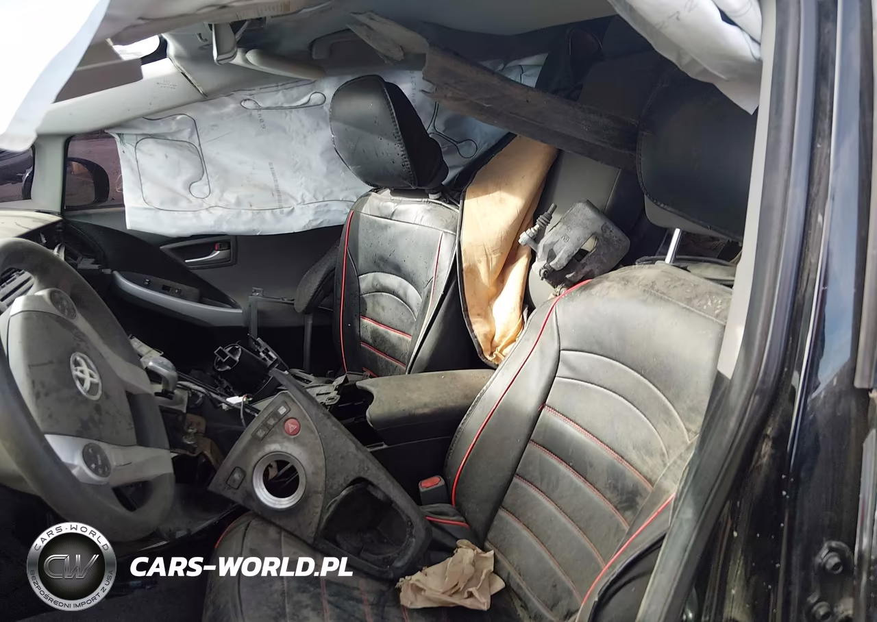 2014 Toyota Prius Two VIN:JTDKN3DU9E1738549 - 8