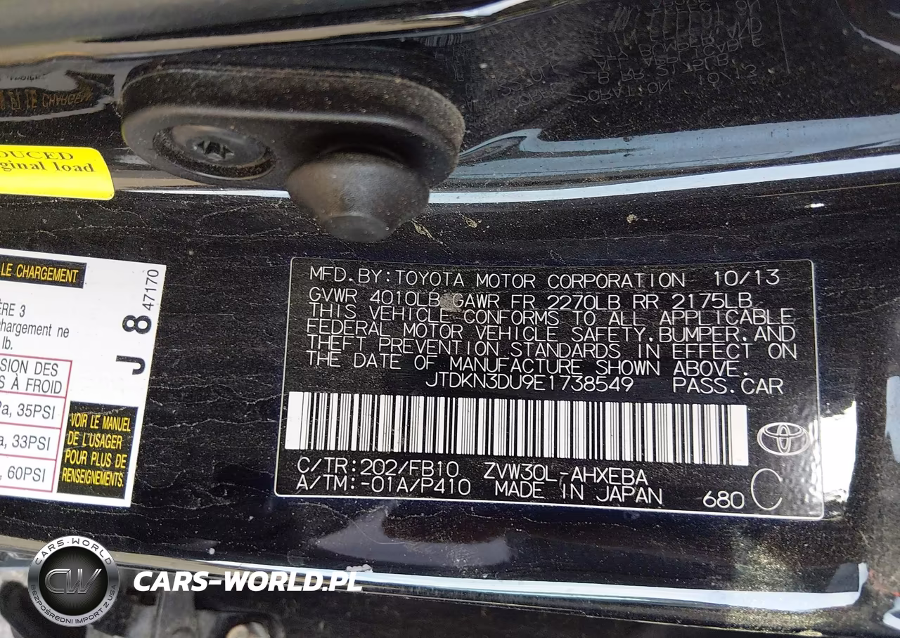 2014 Toyota Prius Two VIN:JTDKN3DU9E1738549 - 9