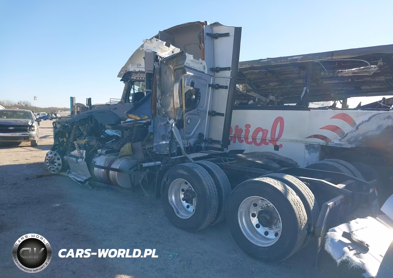 2017 Freightliner Cascadia 125 VIN:3AKJGLDR4HSHW9721 - 3