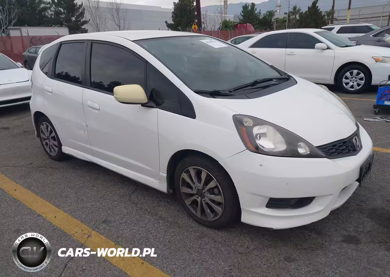 2013 Honda Fit Sport