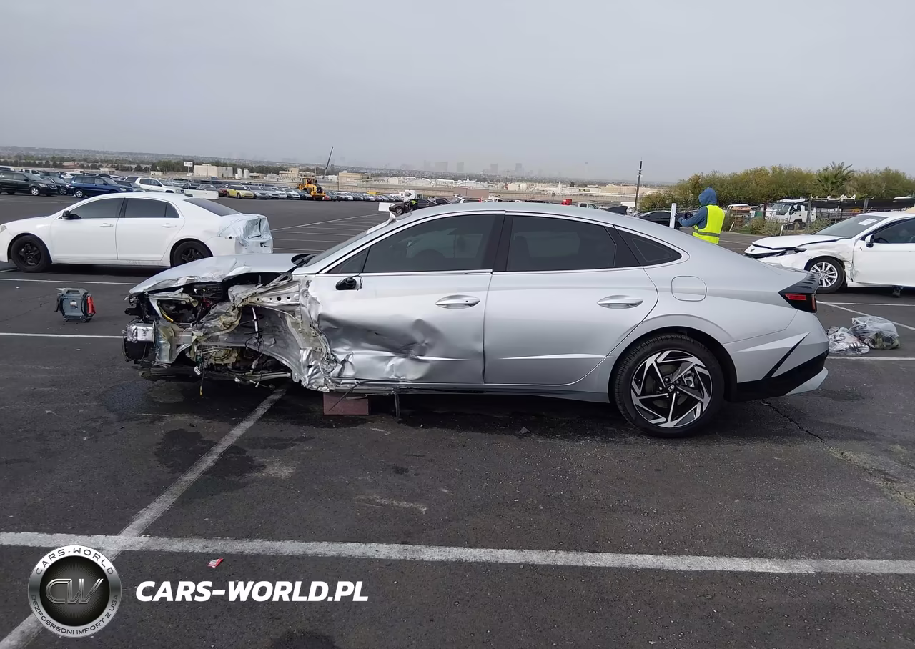 2026 Hyundai Sonata Sel Sport VIN:KMHL64JA4TA533098 - 15