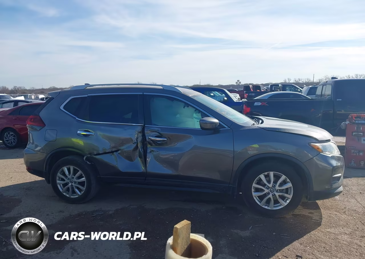 2019 Nissan Rogue S VIN:5N1AT2MT8KC713012 - 13